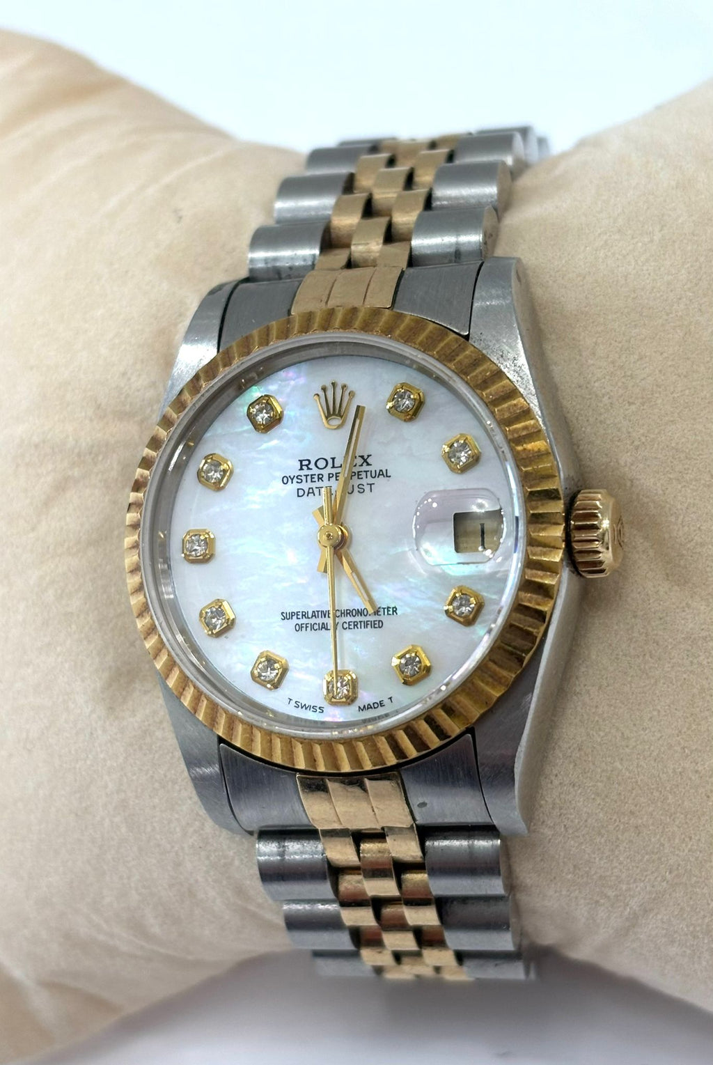 ROLEX DATEJUST 18K YELLOW GOLD TWO-TONE MOP DIAL JUBILEE BAND WATCH
