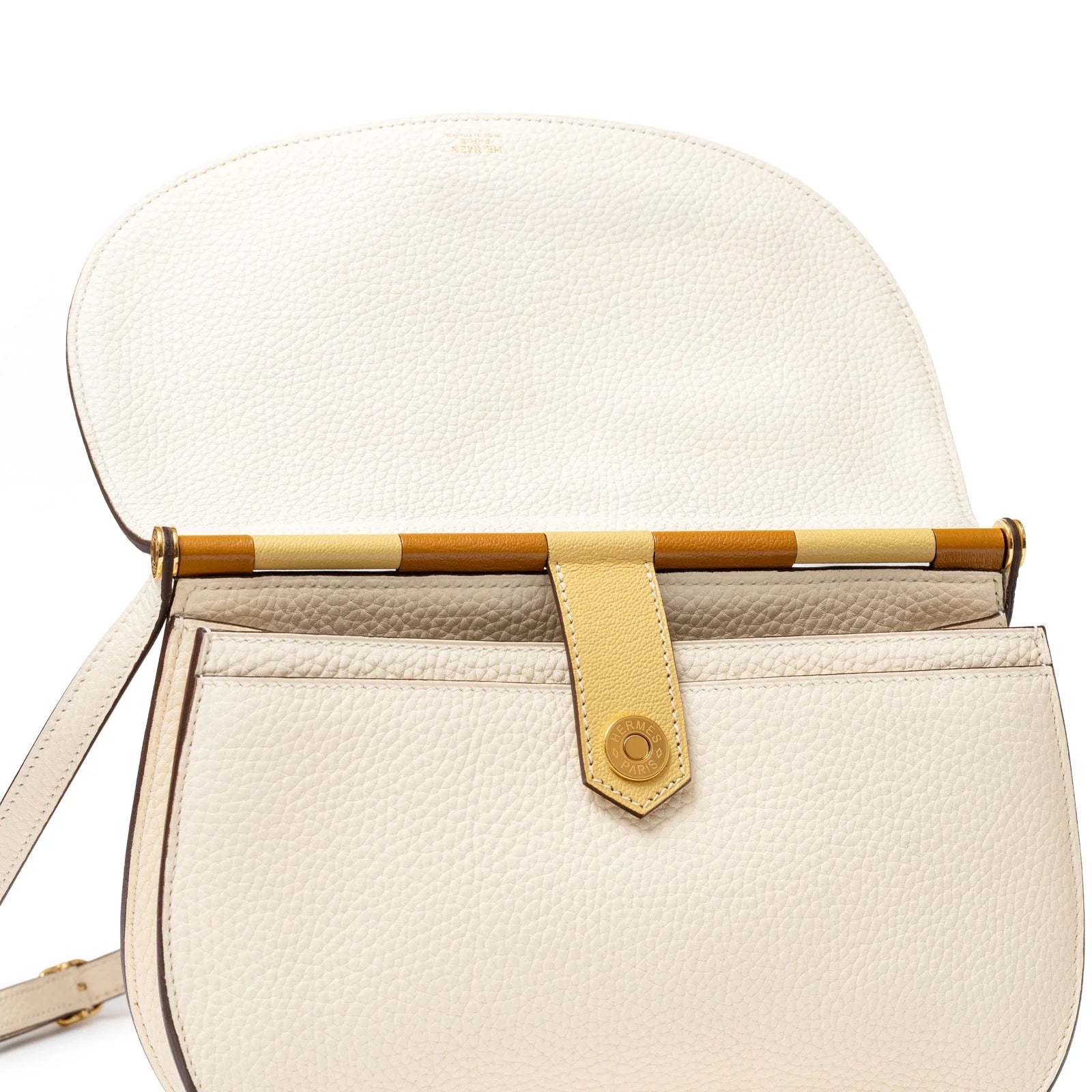 Hermès Sac Saut 25 Bag Clemence/Chevre Mysore Nata/Caramel/Etoupe Gold Hardware