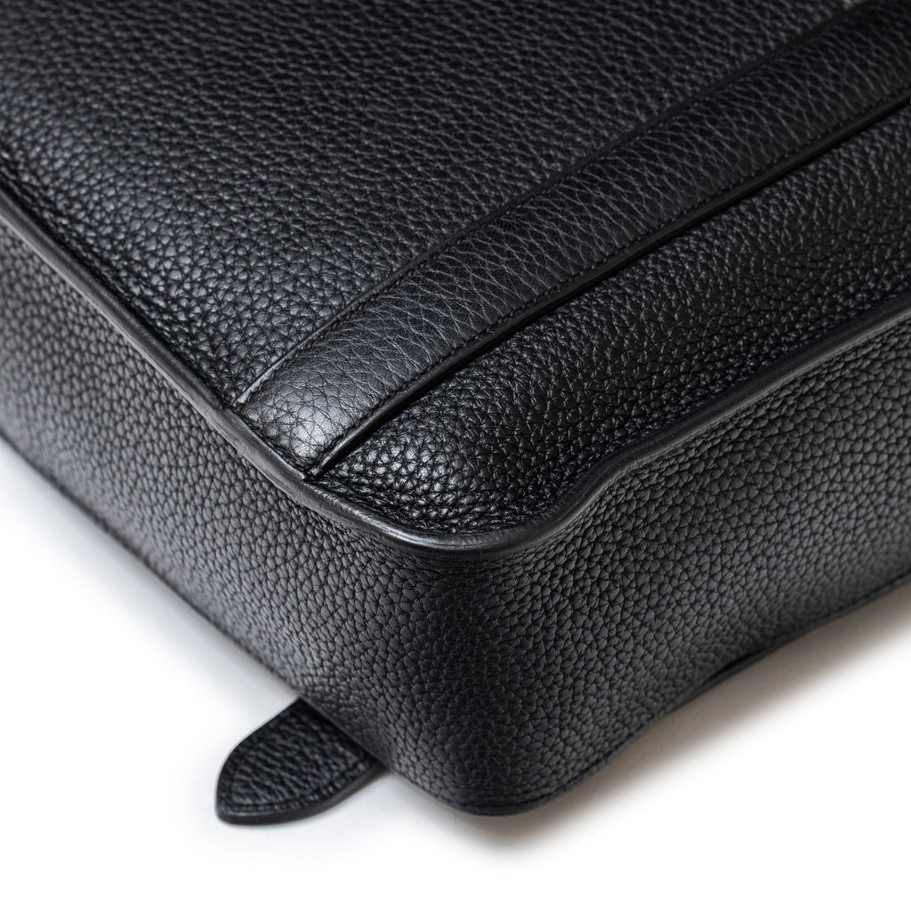 Hermès Steve Caporal Messenger 28 Black Clemence Palladium Hardware