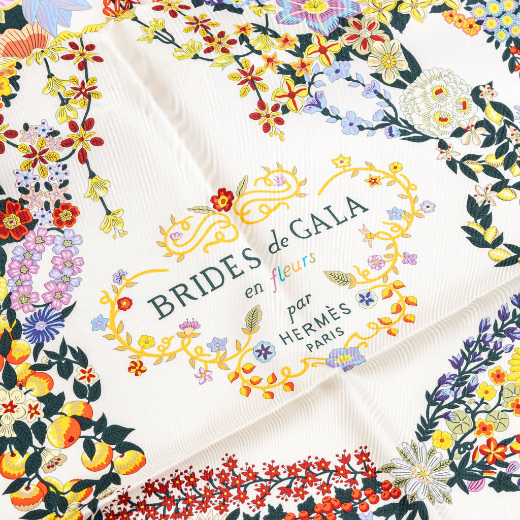 Hermès Brides de Gala en Fleurs Scarf 90 Su/Black/Ivory/Multi