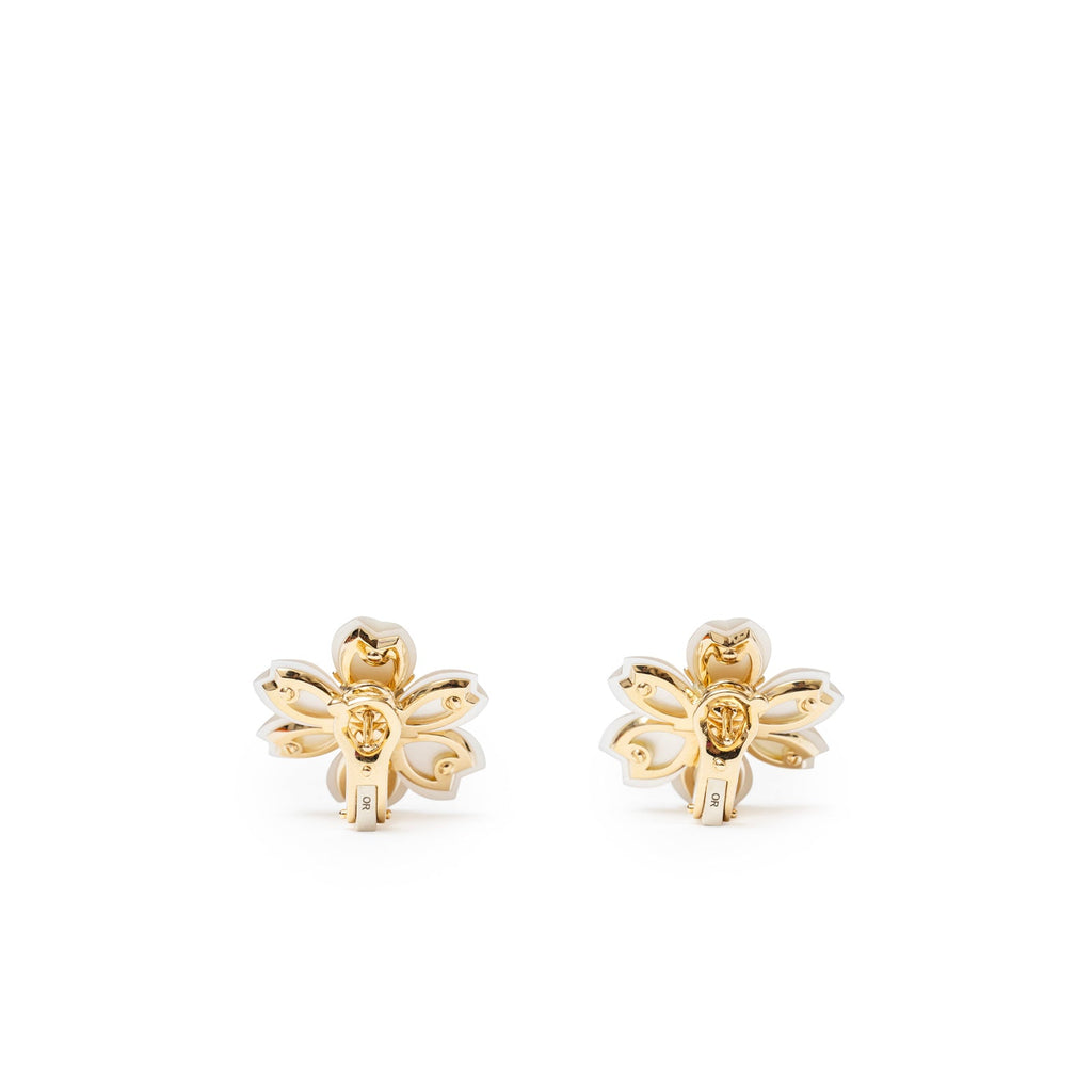 Van Cleef & Arpels Rose de Noël Earrings Mini 18K yellow gold Diamond/Mother-of-pear