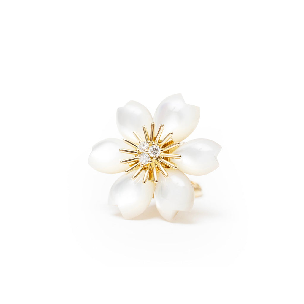 Van Cleef & Arpels Rose de Noël Earrings Mini 18K yellow gold Diamond/Mother-of-pear