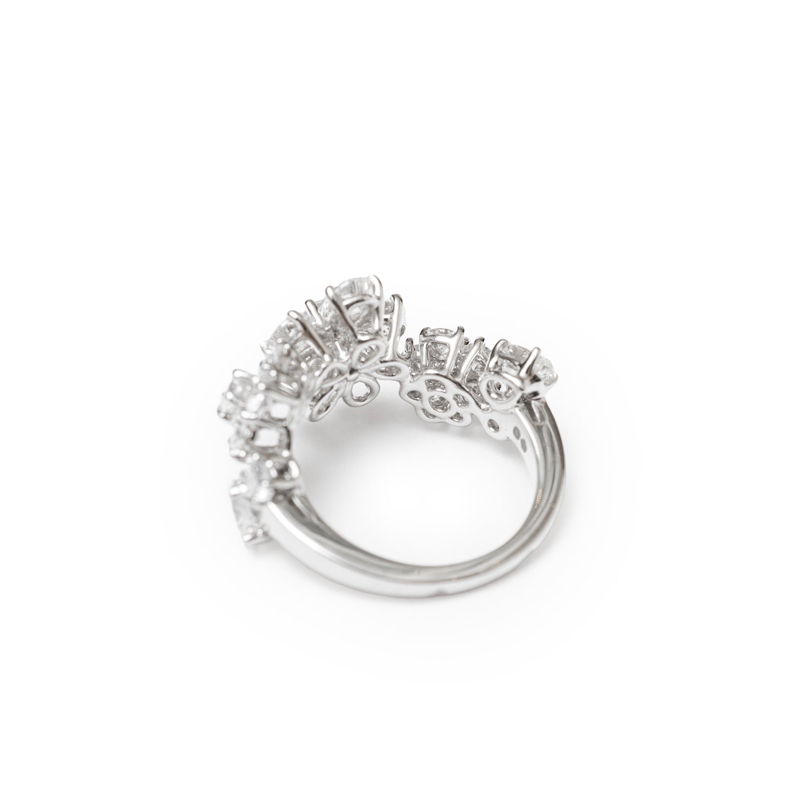 Van Cleef & Arpels Folie des Prés Ring 18K White Gold/Diamond