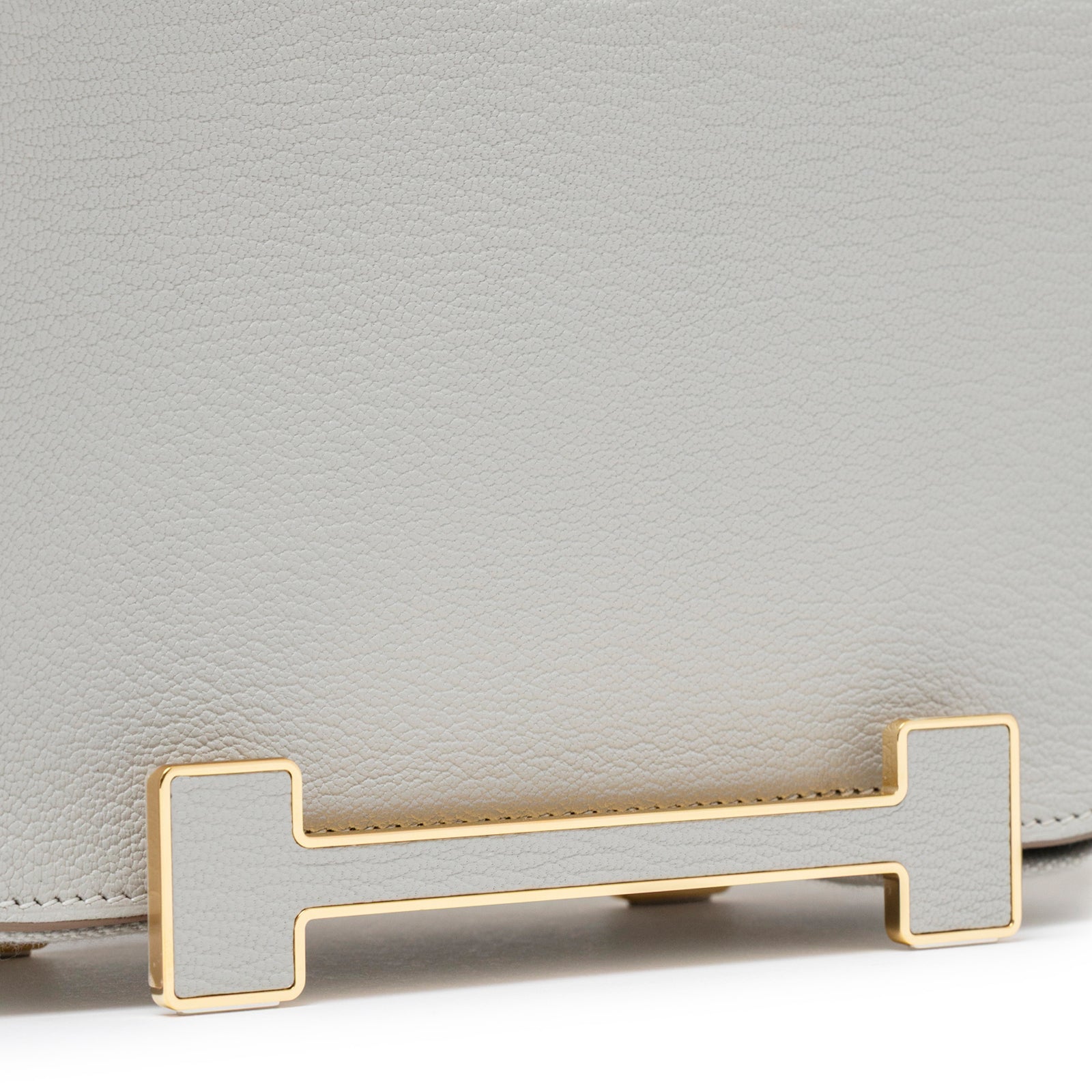Hermès Geta Gris Perle Chevre Mysore Gold Hardware