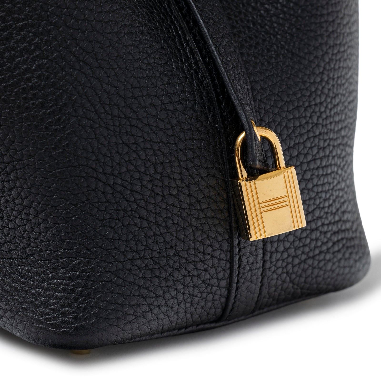 Hermès Picotin 18 Black Clemence Gold Hardware