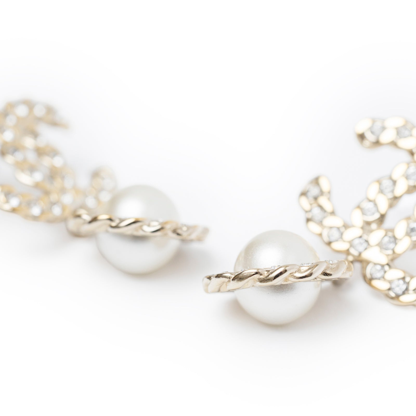 Chanel Crystal Pearl/Light Gold CC Drop Earring