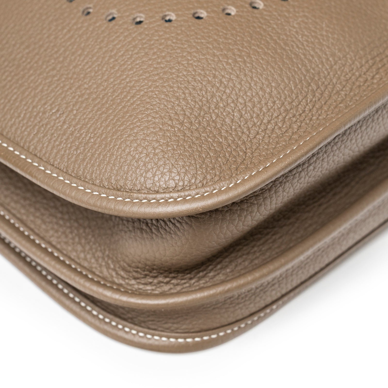 Hermès Evelyne PM 29 Etoupe Clemence Palladium Hardware
