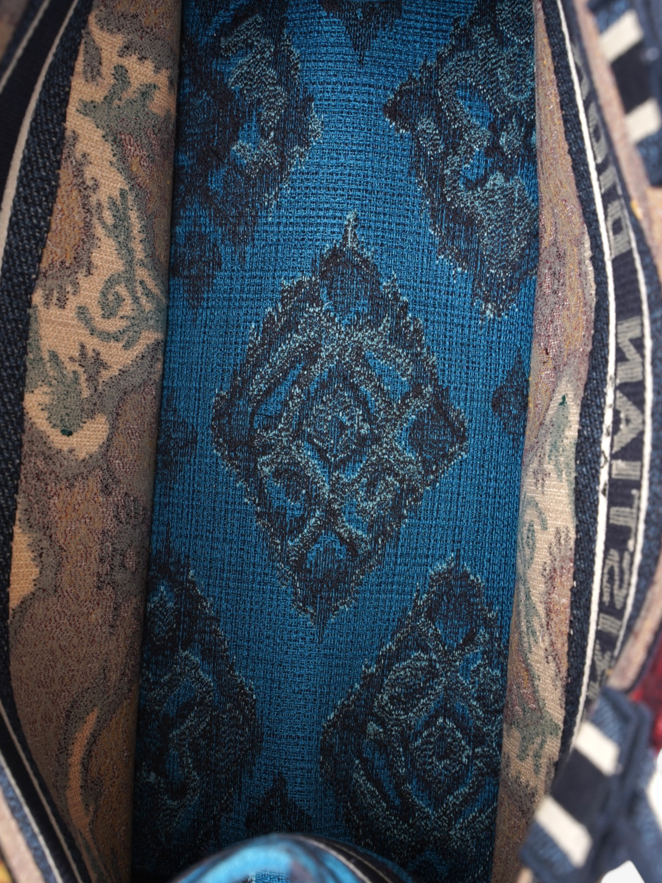 Christian Dior Book Tote Blue / Paisley Multicolour Canvas Medium