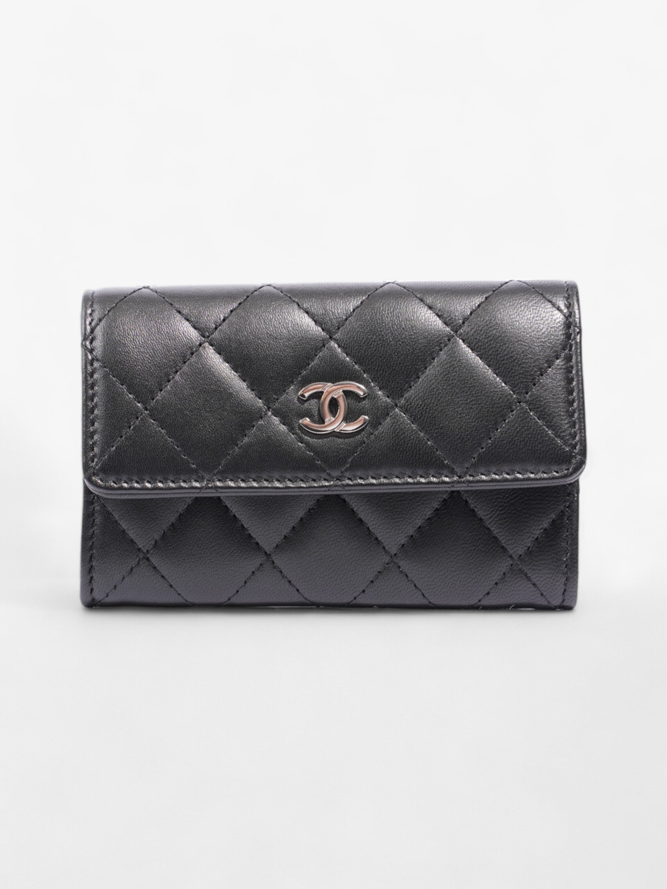 Chanel Interlocking CC Flap  Holder Black / Silver Lambskin Leather Small