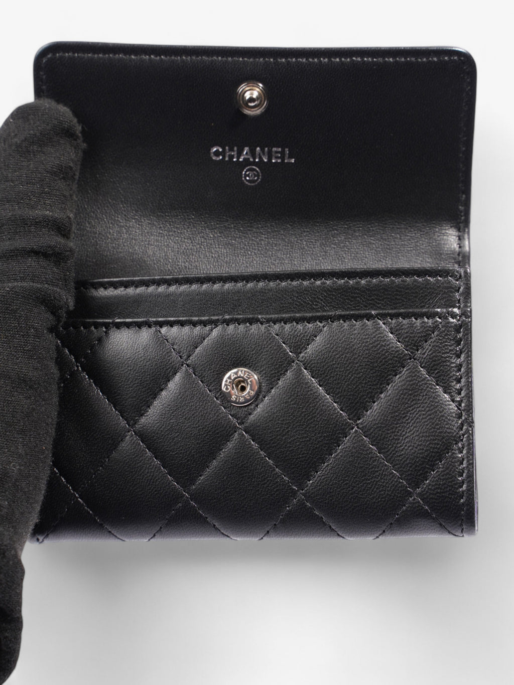 Chanel Interlocking CC Flap  Holder Black / Silver Lambskin Leather Small