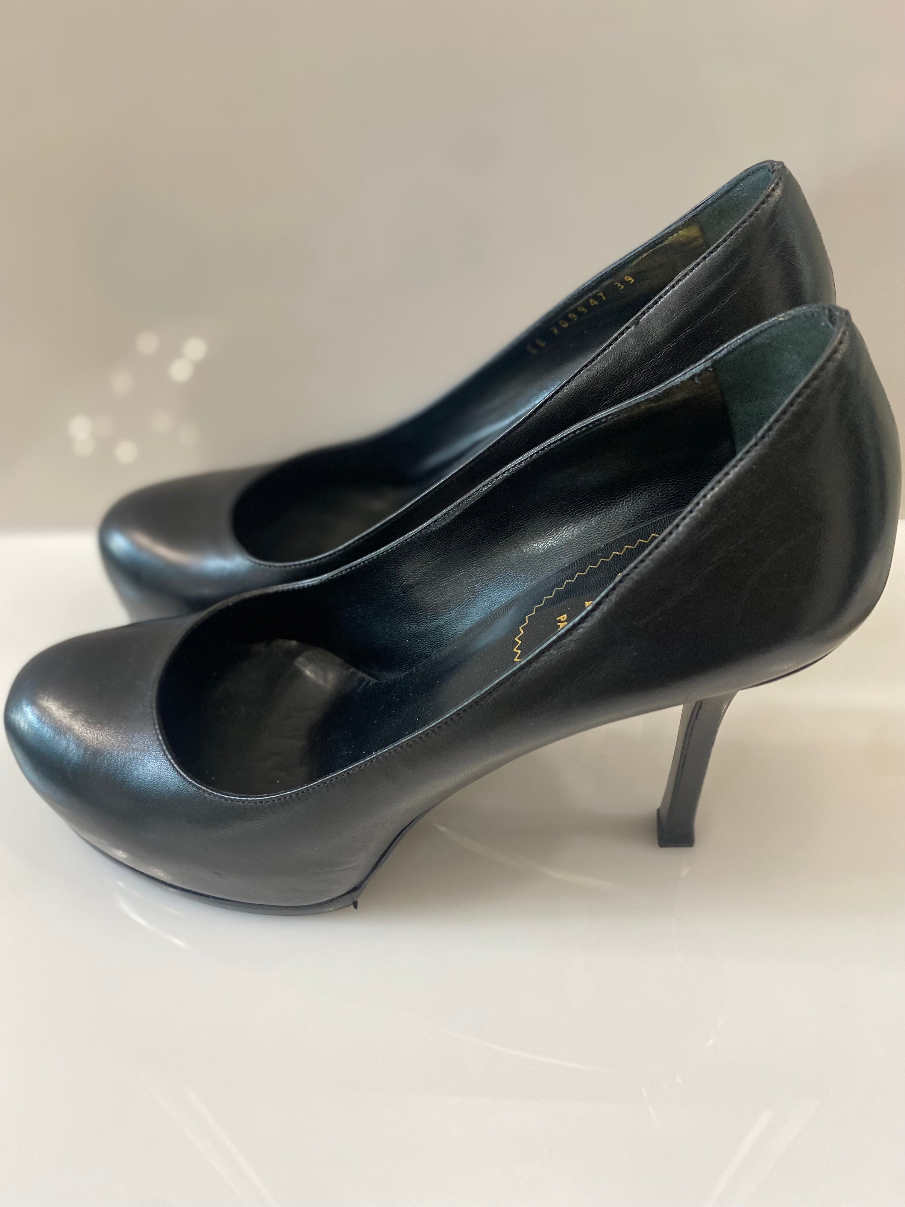 SAINT LAURENT TRIBTOO PLATFORM PUMPS