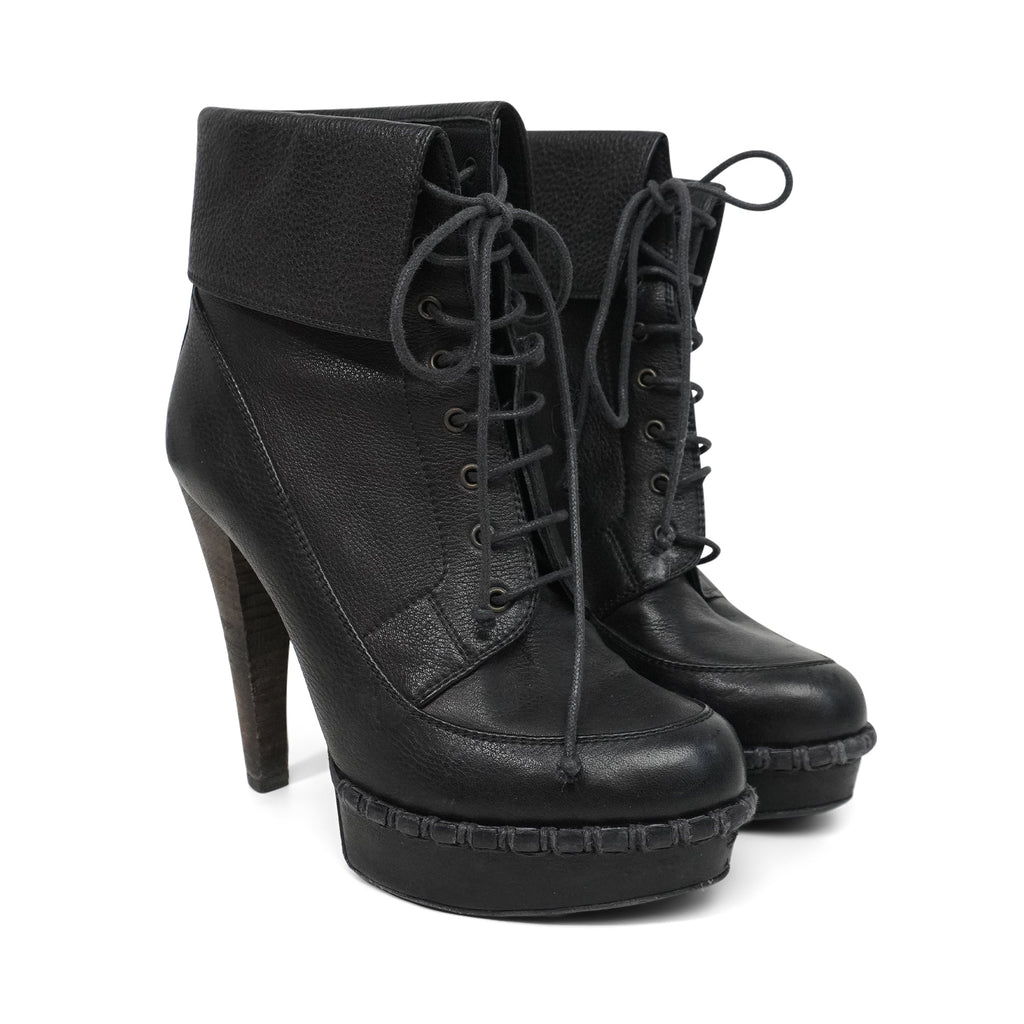 Yves Saint Laurent Lace Up Ankle Boots - Women's 36.5