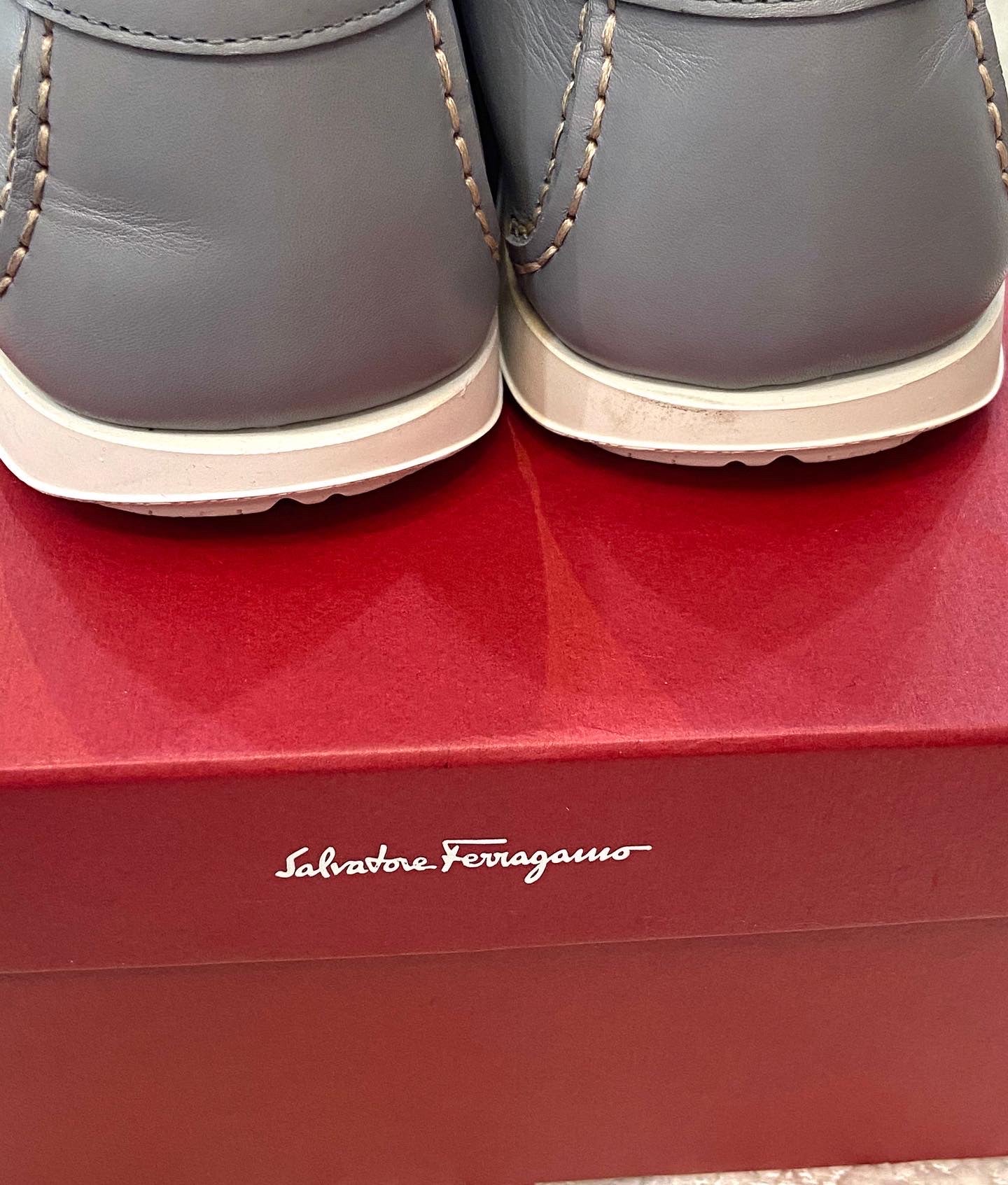 SALVATORE FERRAGAMO GREY MEN'S LOAFERS