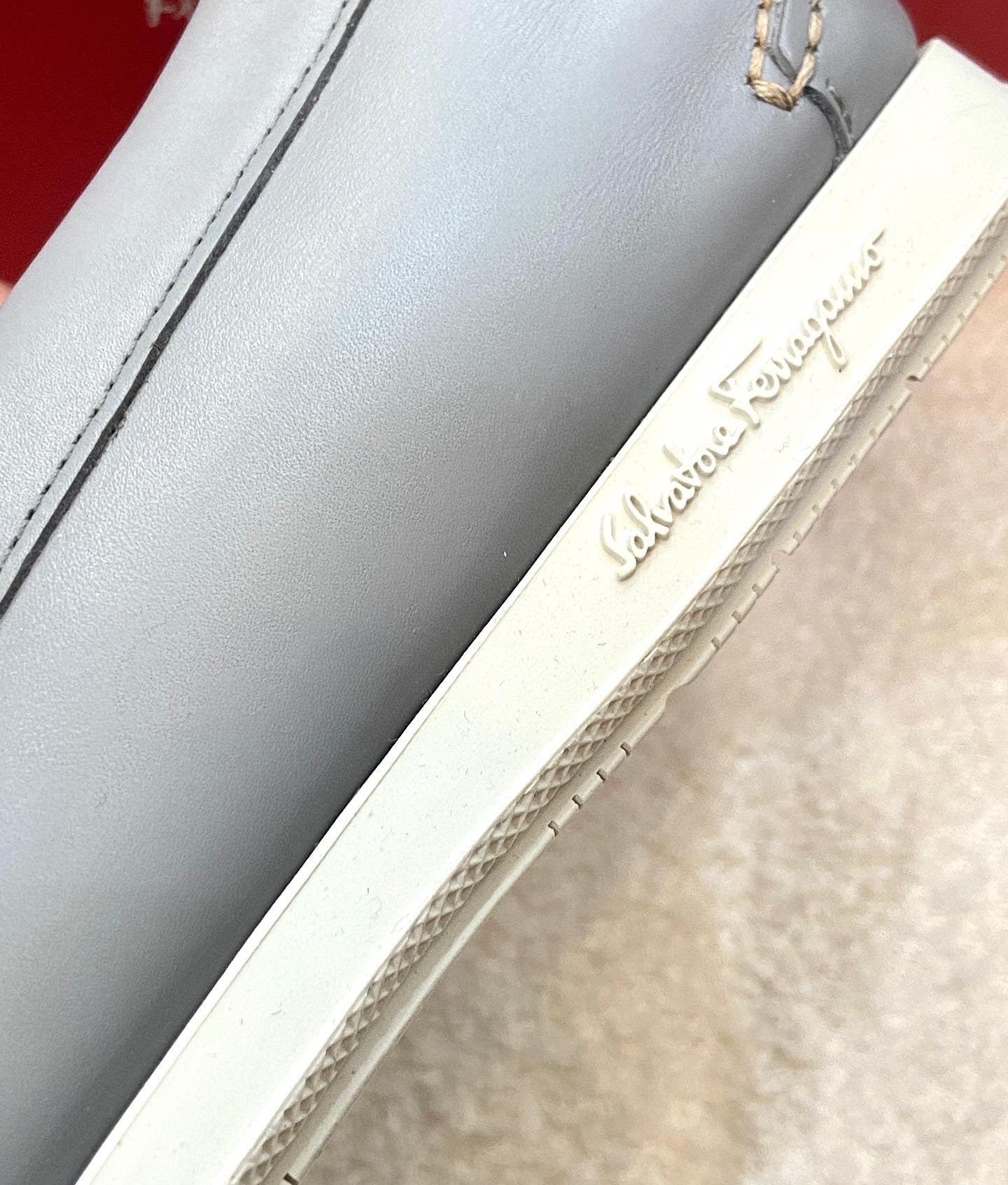 SALVATORE FERRAGAMO GREY MEN'S LOAFERS