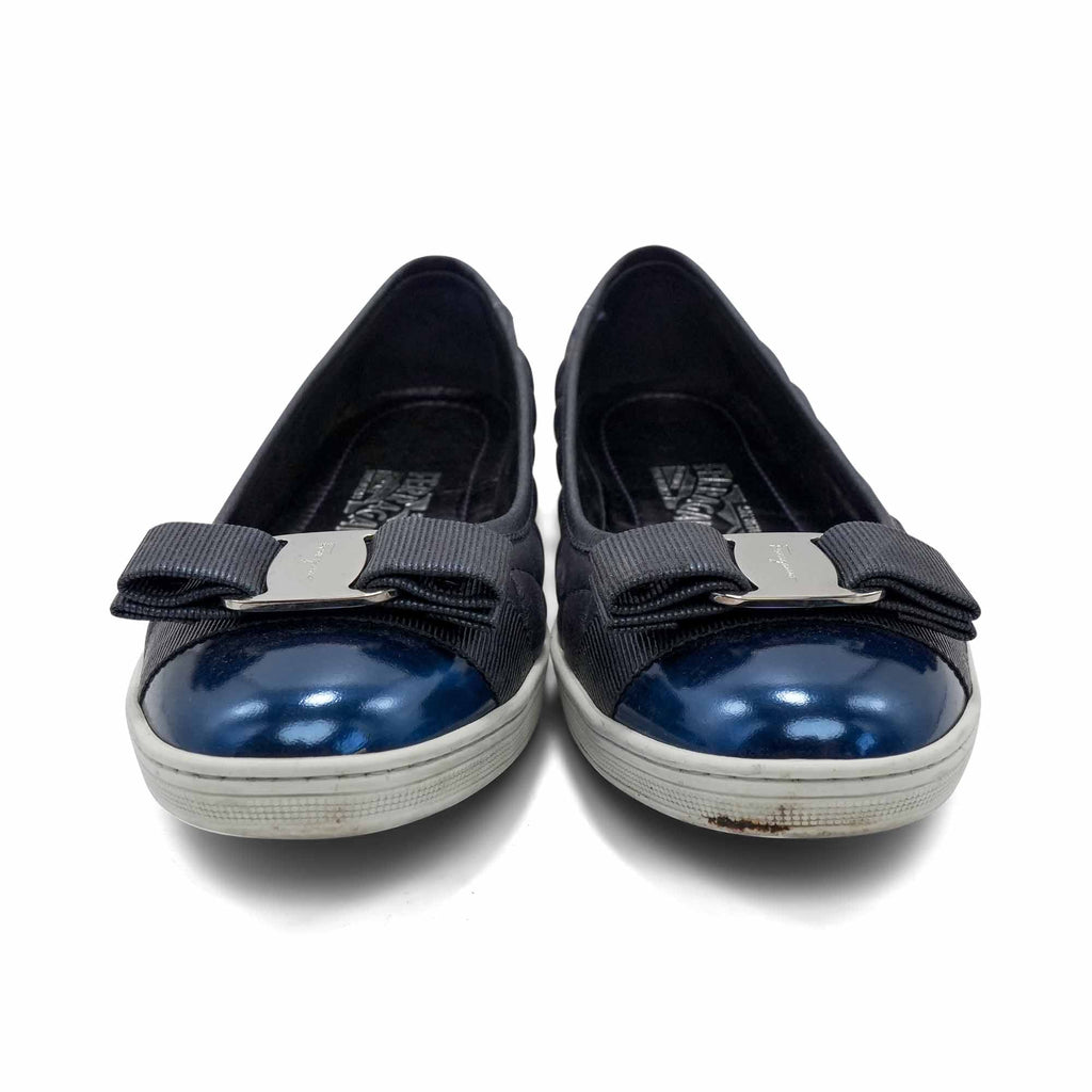 Salvatore Ferragamo 'Rufina' Flats - Women's 8