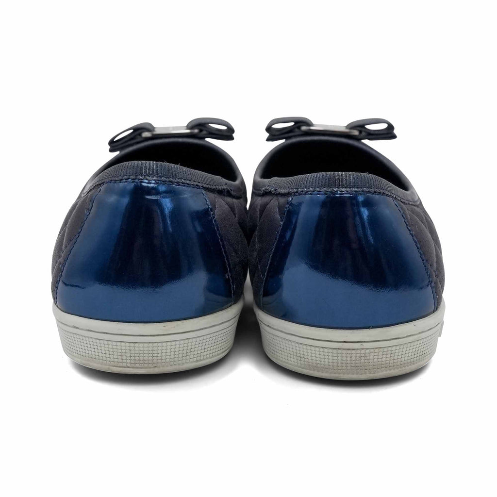 Salvatore Ferragamo 'Rufina' Flats - Women's 8
