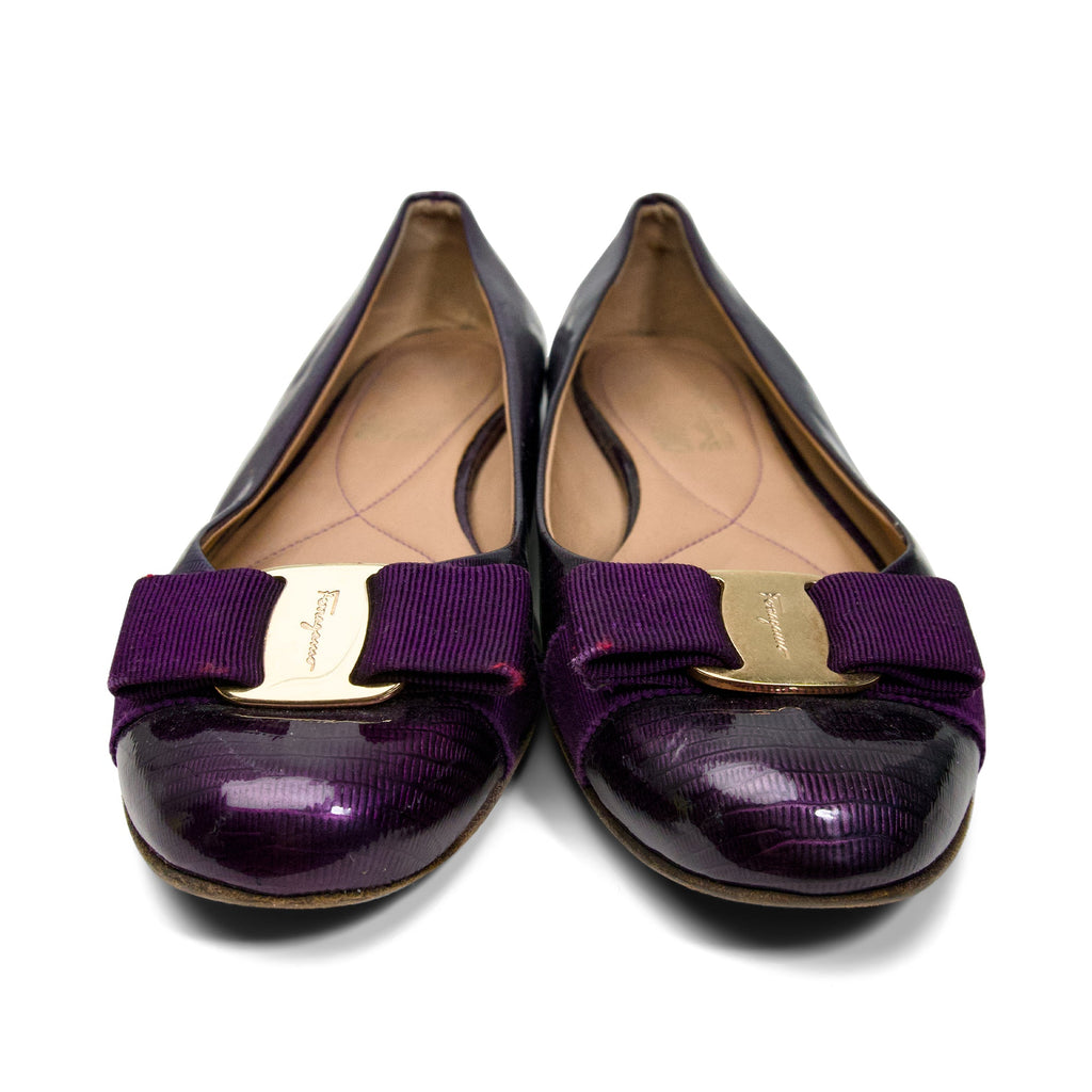 Salvatore Ferragamo Bow Flats - Women's 8