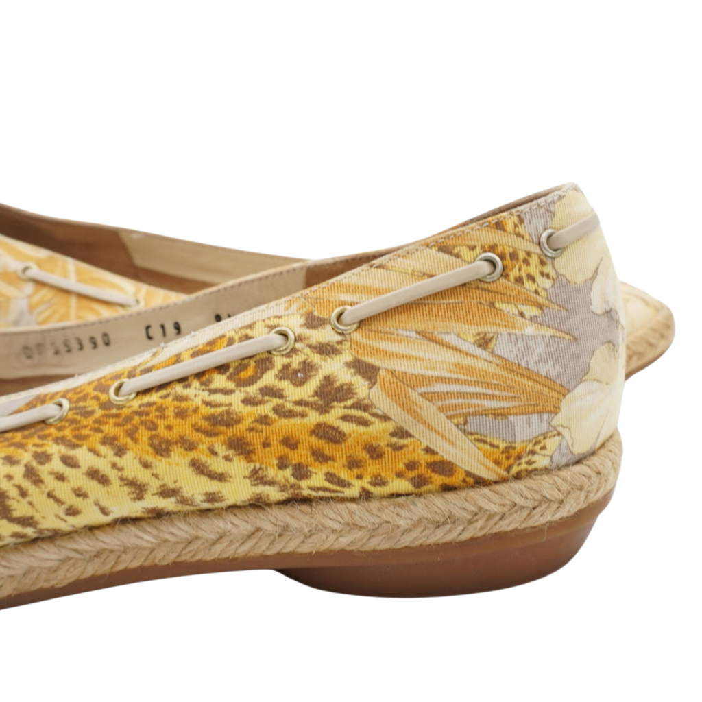 Salvatore Ferragamo Espadrille Flats - Women's 9