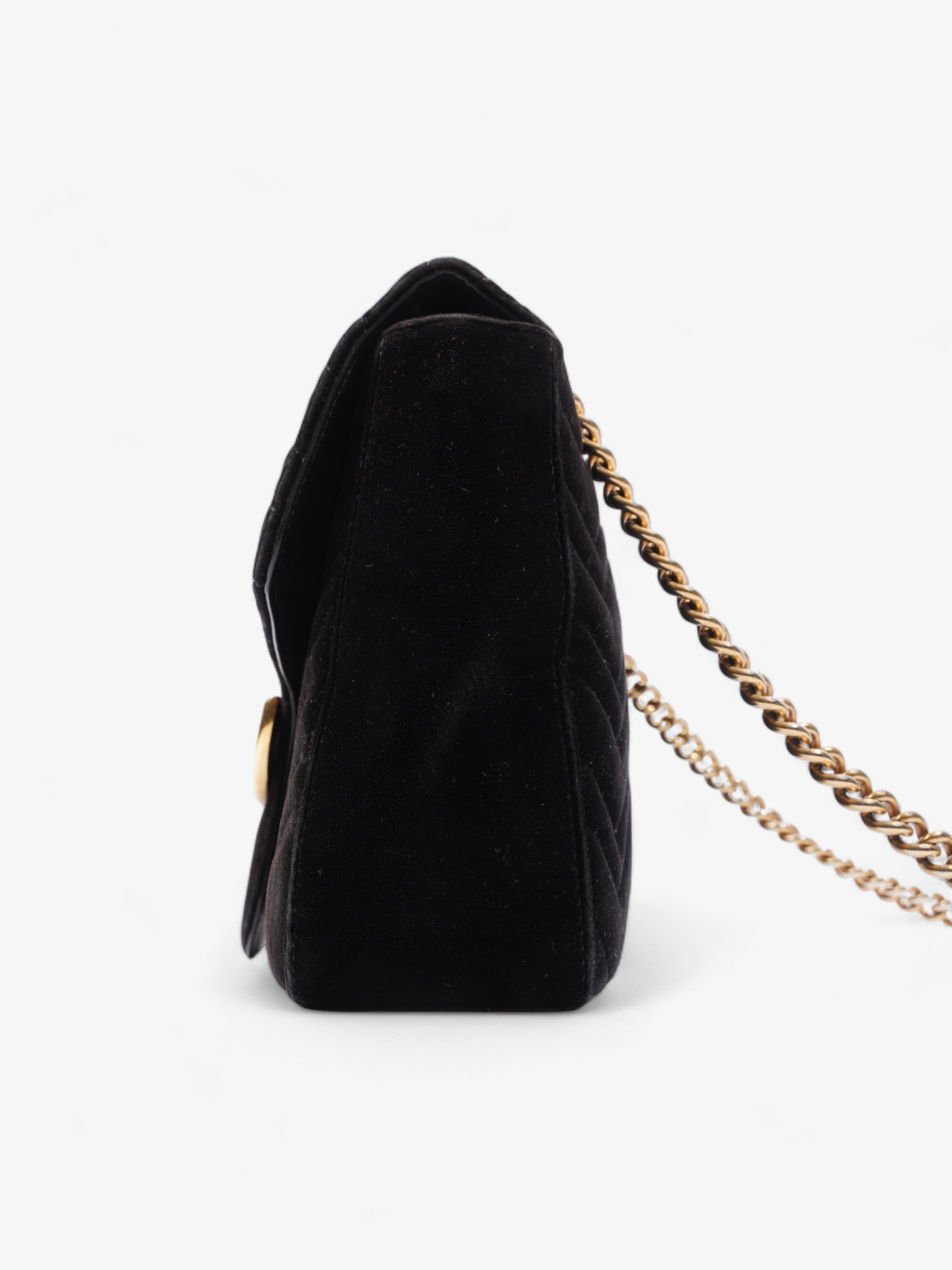 Gucci GG Marmont Flap Black Velvet Medium
