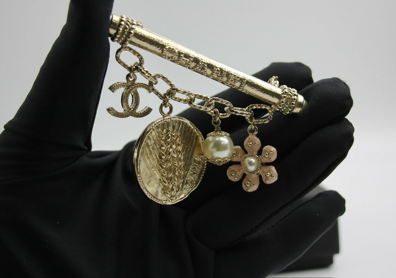 Chanel B18C Metal Wheat Ear Coin Flower Chain Brooch