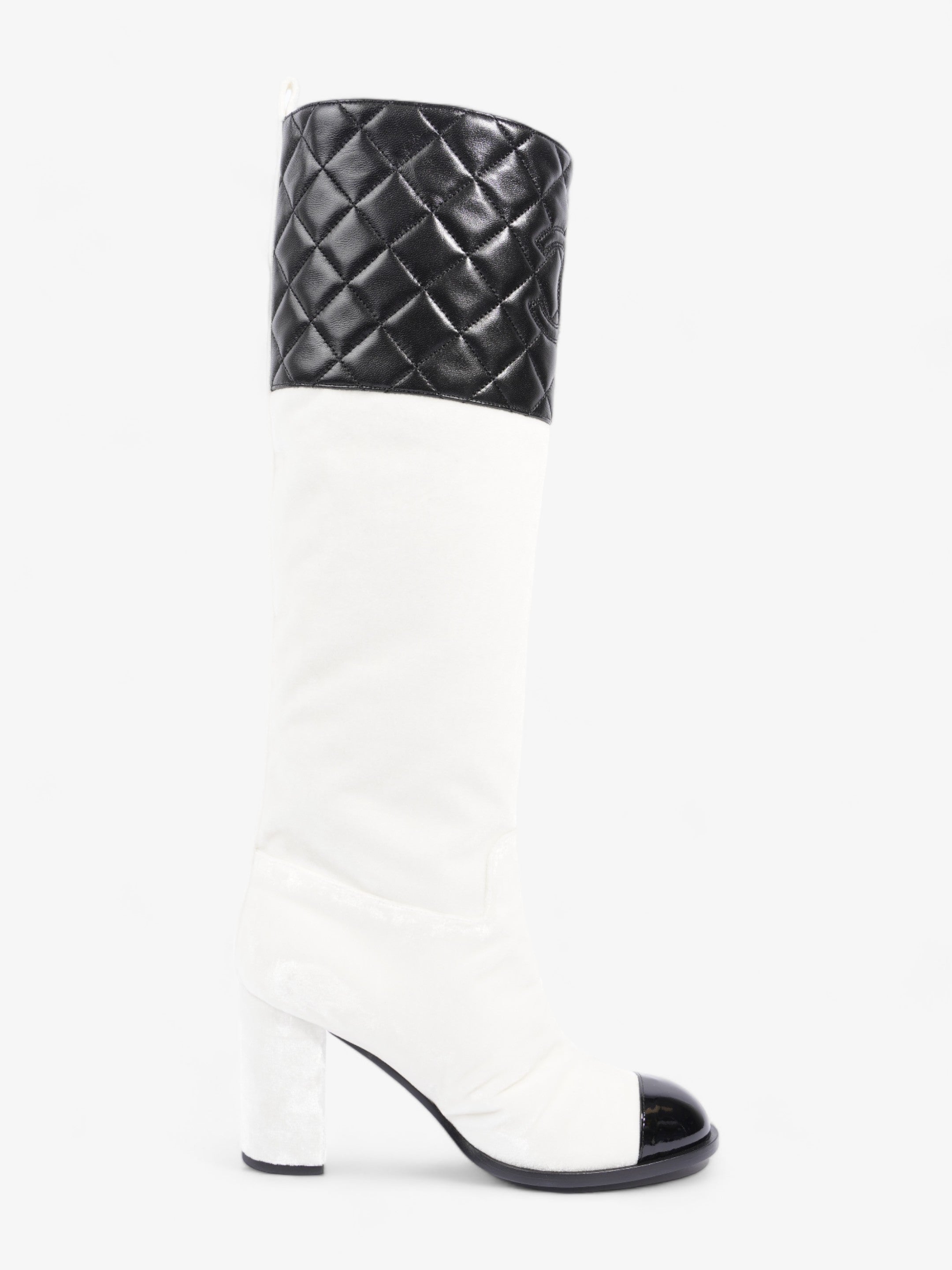 Chanel Knee High Boots White / Black Velvet EU 38 UK 5