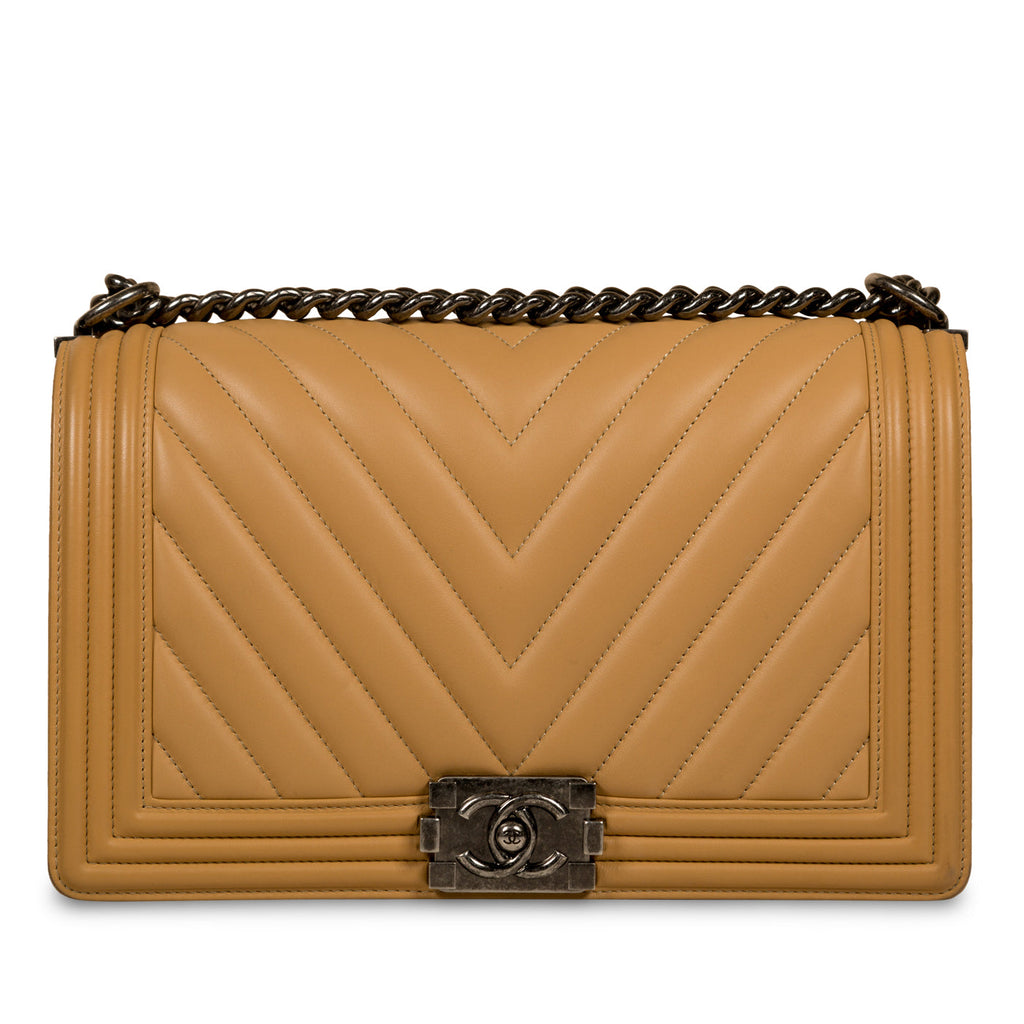 Chanel Boy Bag - New Medium