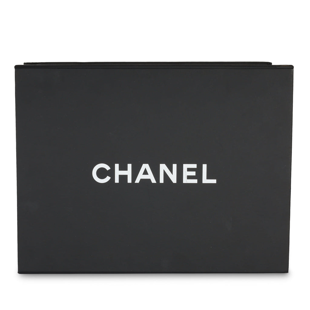 Chanel Classic Flap Bag - Medium