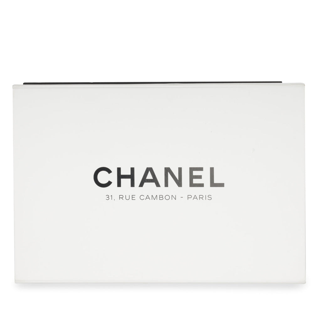 Chanel Classic Flap Bag - Medium