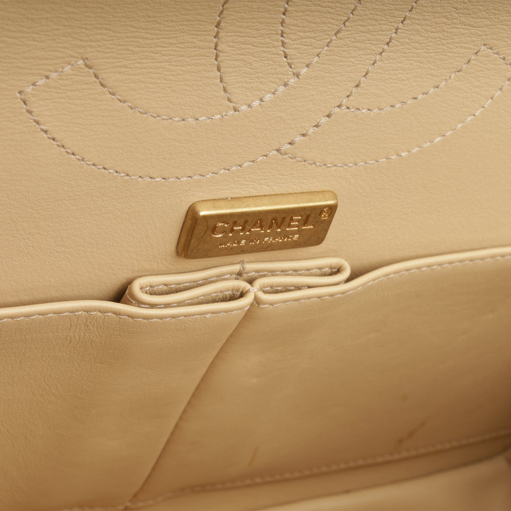 Chanel 2.55 Re-Issue - 226