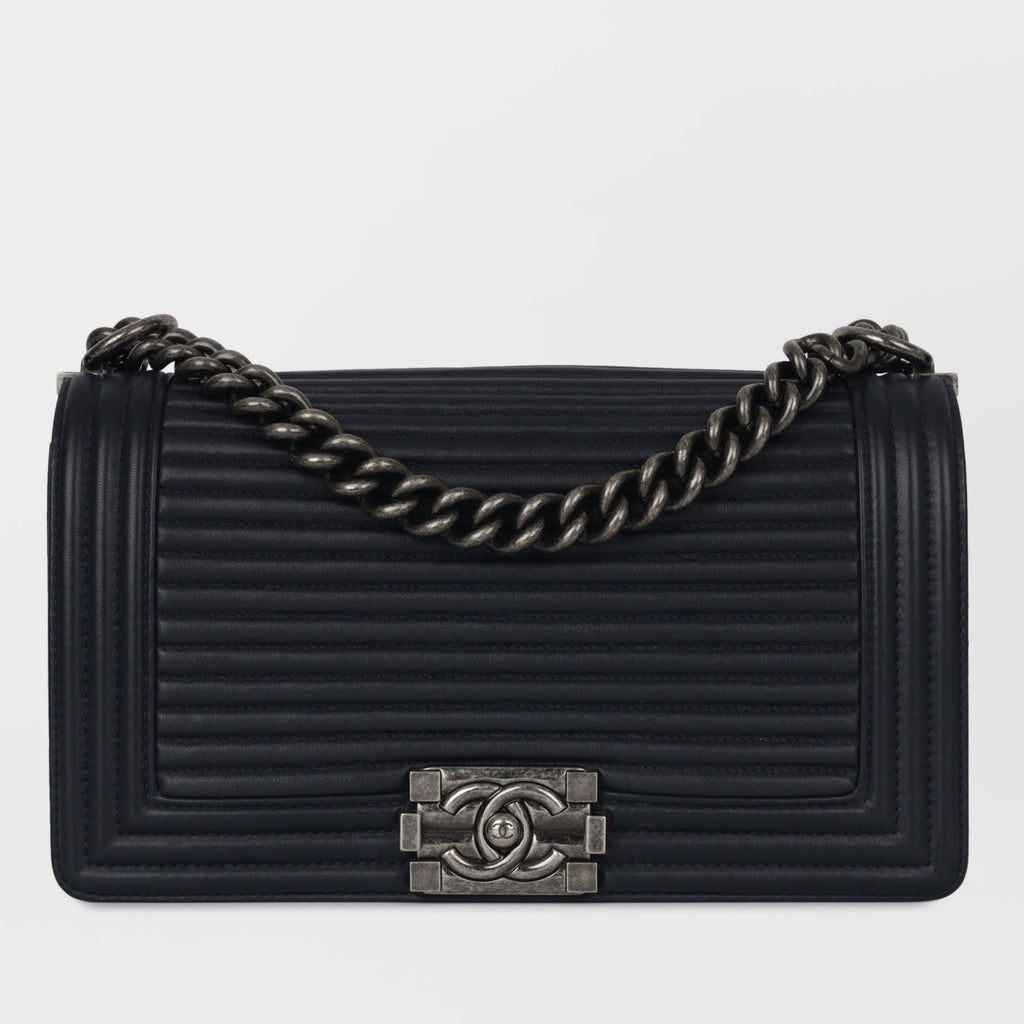 Chanel Boy Bag - Old Medium