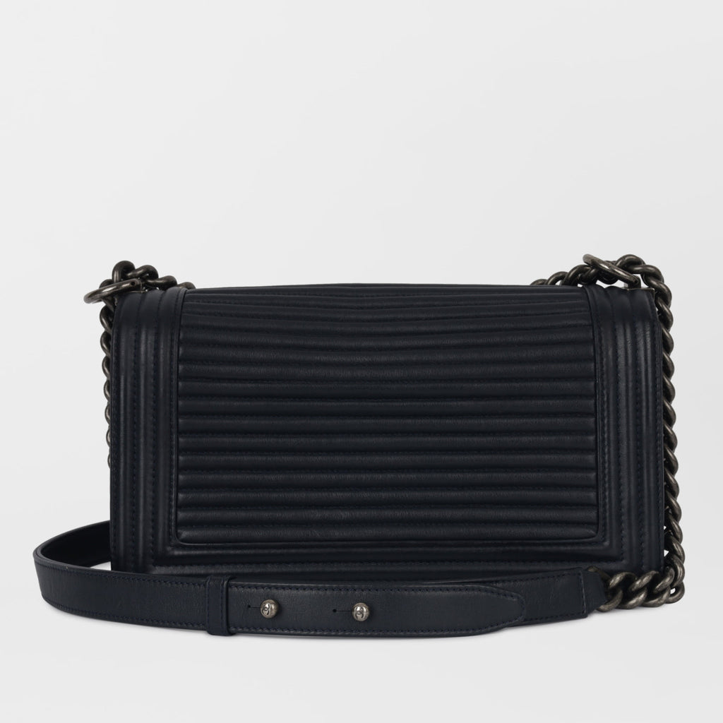 Chanel Boy Bag - Old Medium