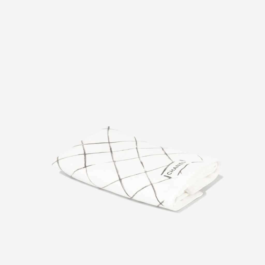 Chanel Classic Flap Bag - Medium