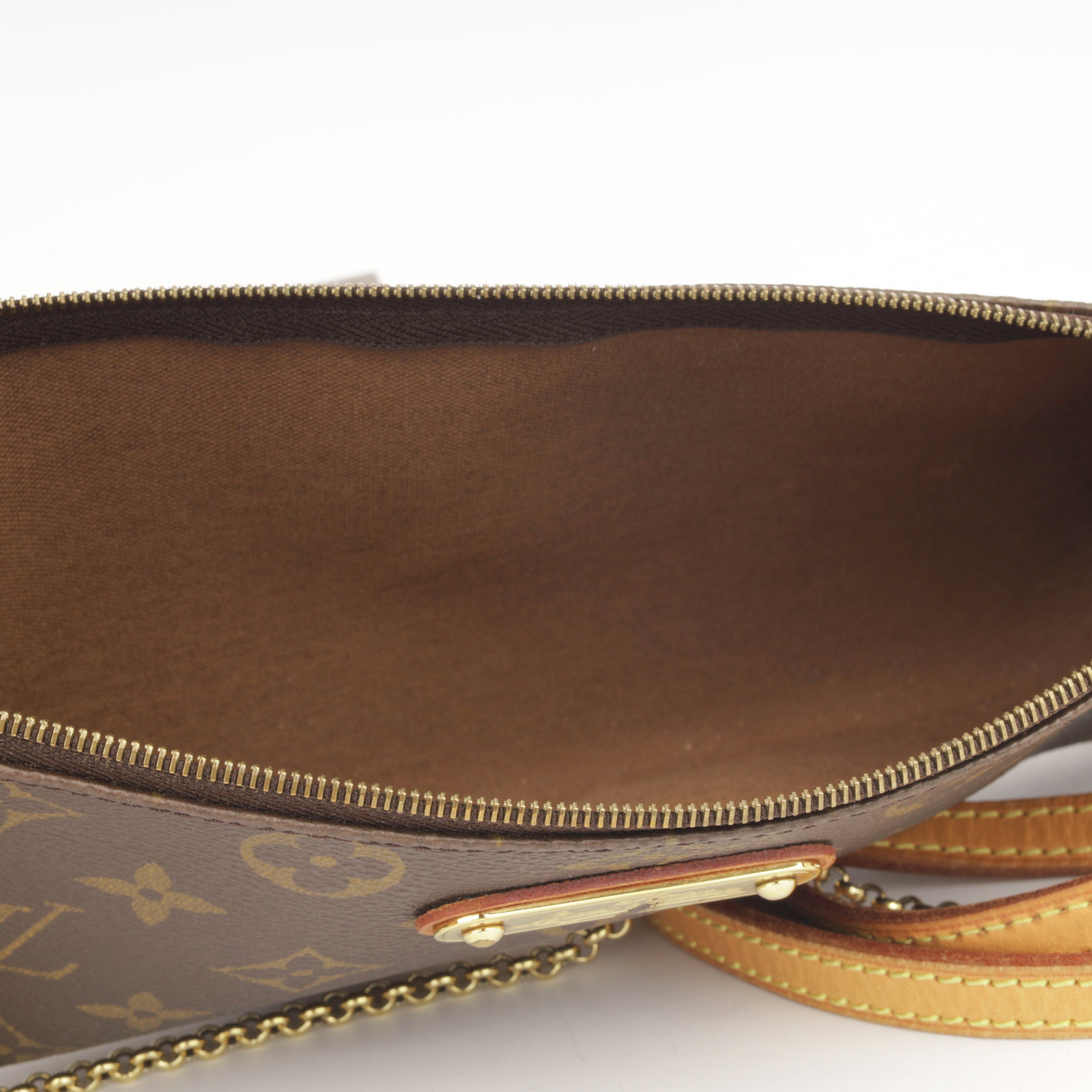 Louis Vuitton Eva Clutch