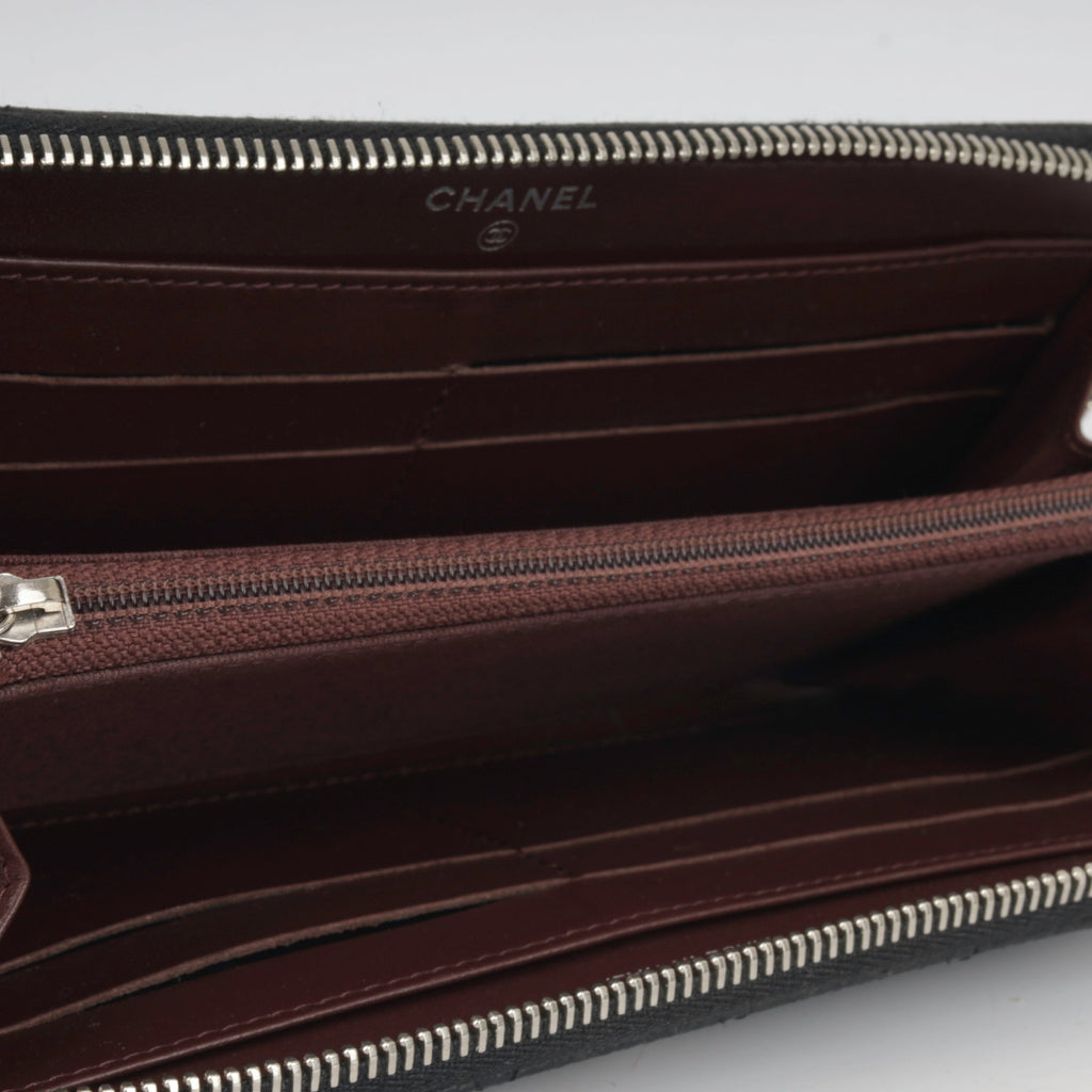 Chanel Classic Long Zipped Wallet