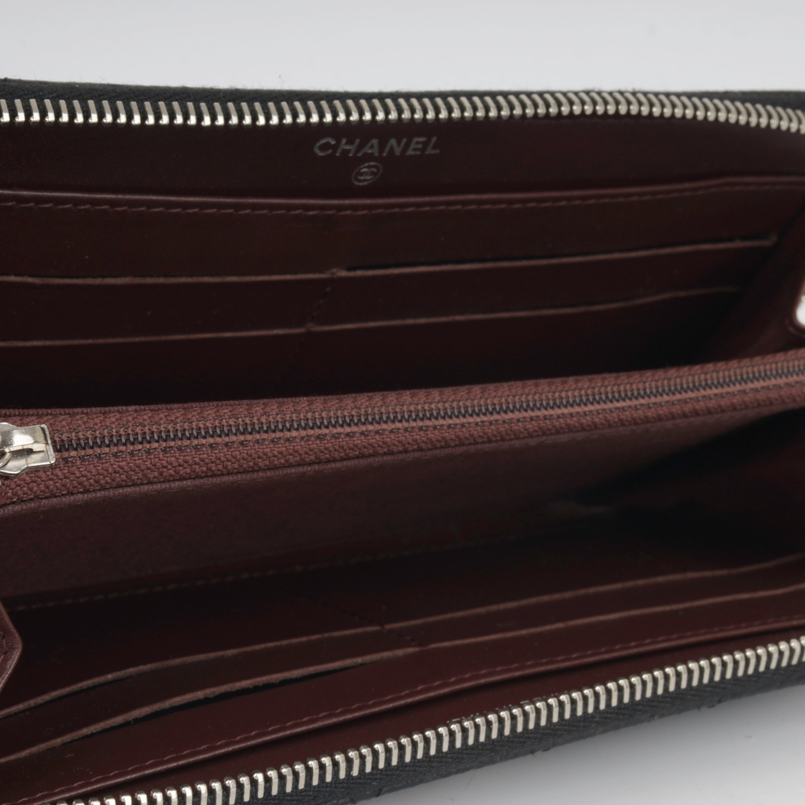 Chanel Classic Long Zipped Wallet