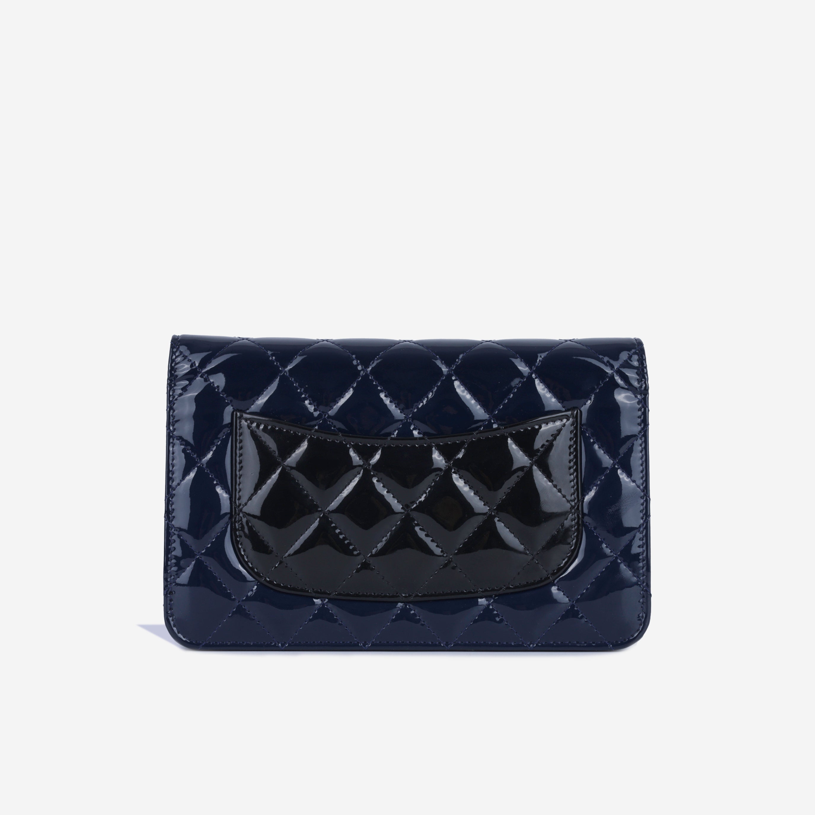 Chanel Classic Wallet on Chain