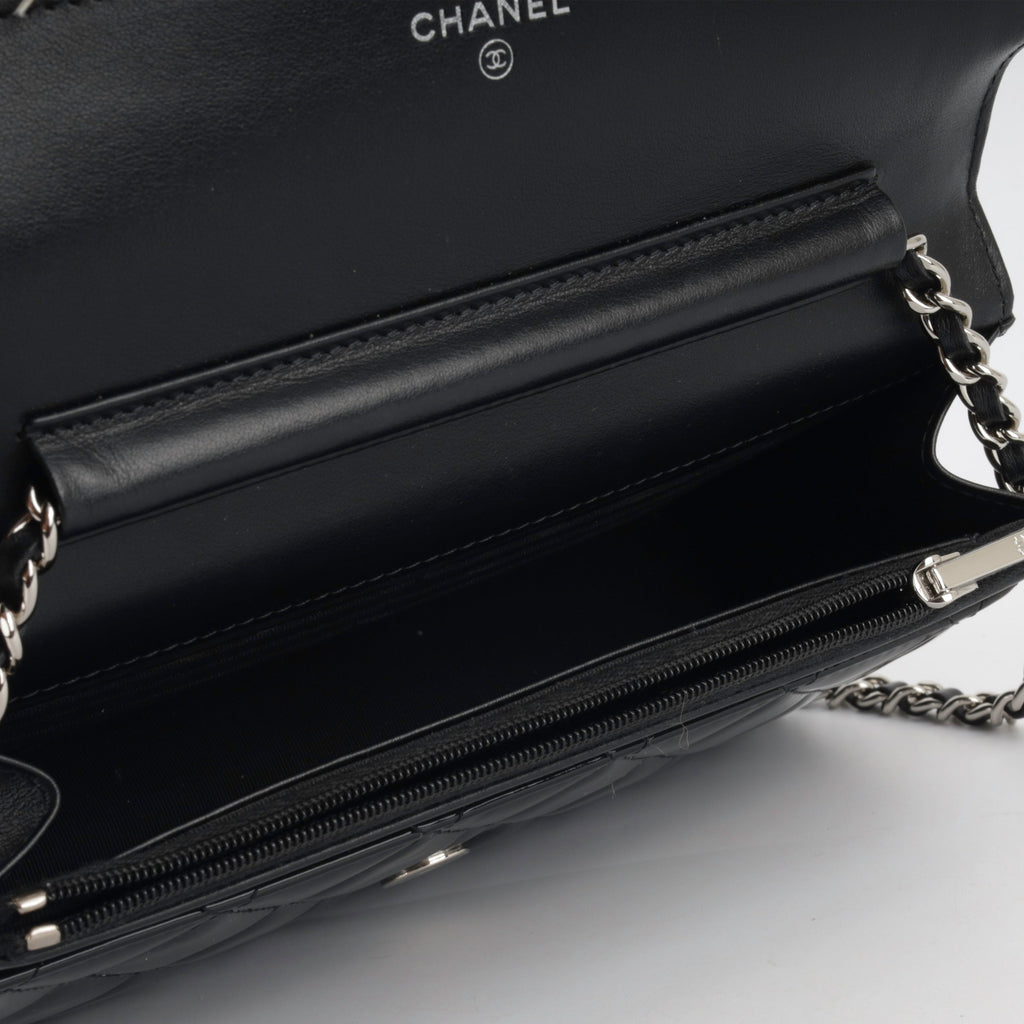 Chanel Classic Wallet on Chain