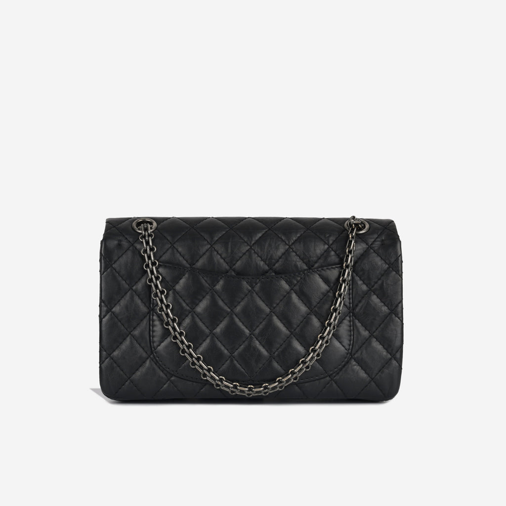 Chanel 2.55 Reissue - 225