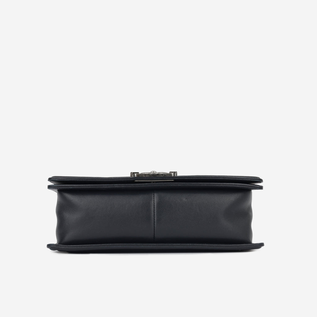 Chanel Boy Bag - Old Medium