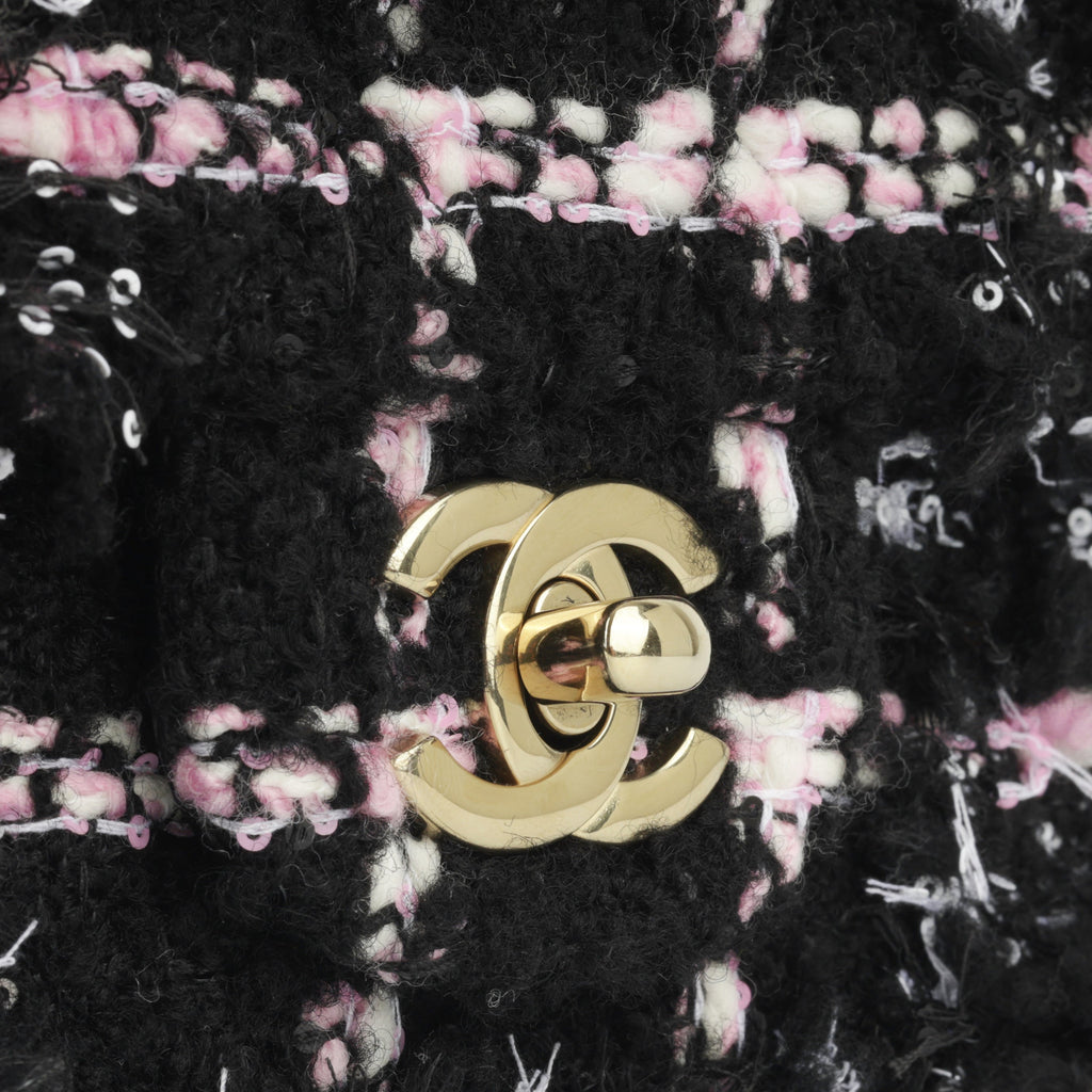 Chanel Classic Mini Flap - Tweed