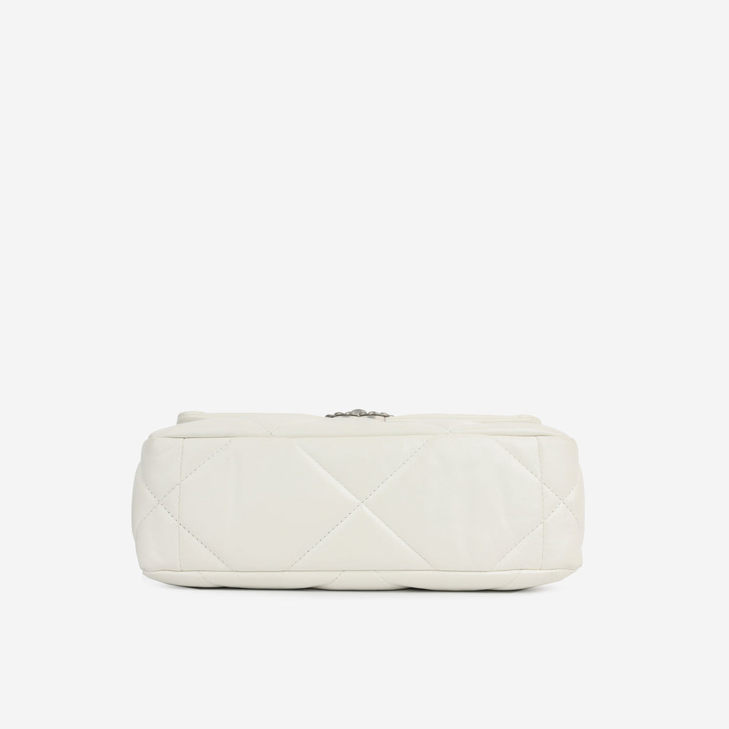 Chanel Chanel 19 - Small White