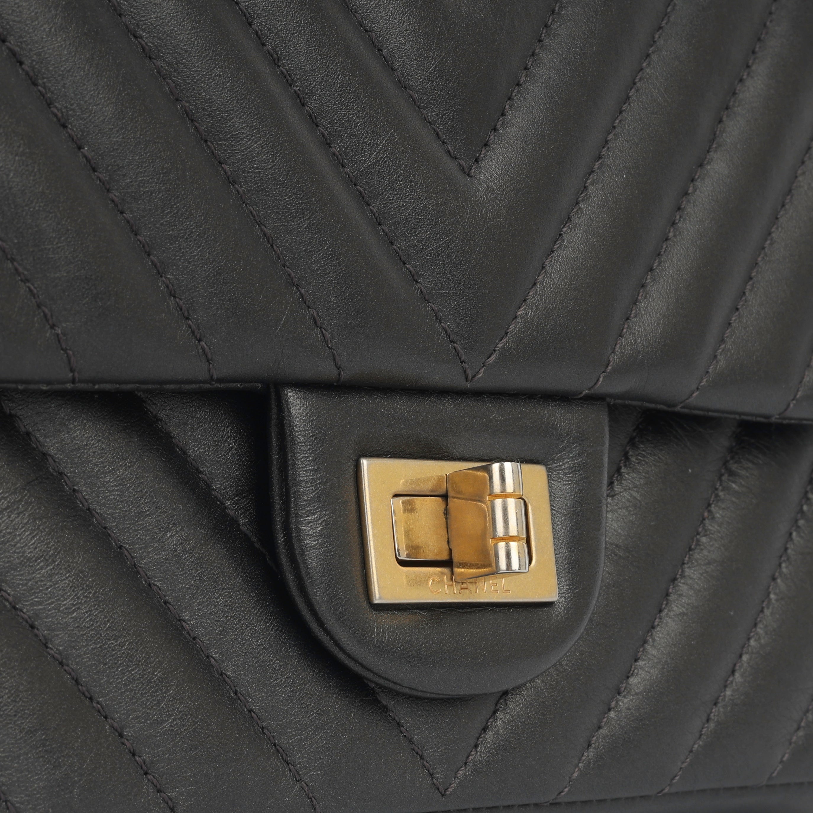 Chanel 2.55 Reissue 225 - Graphite