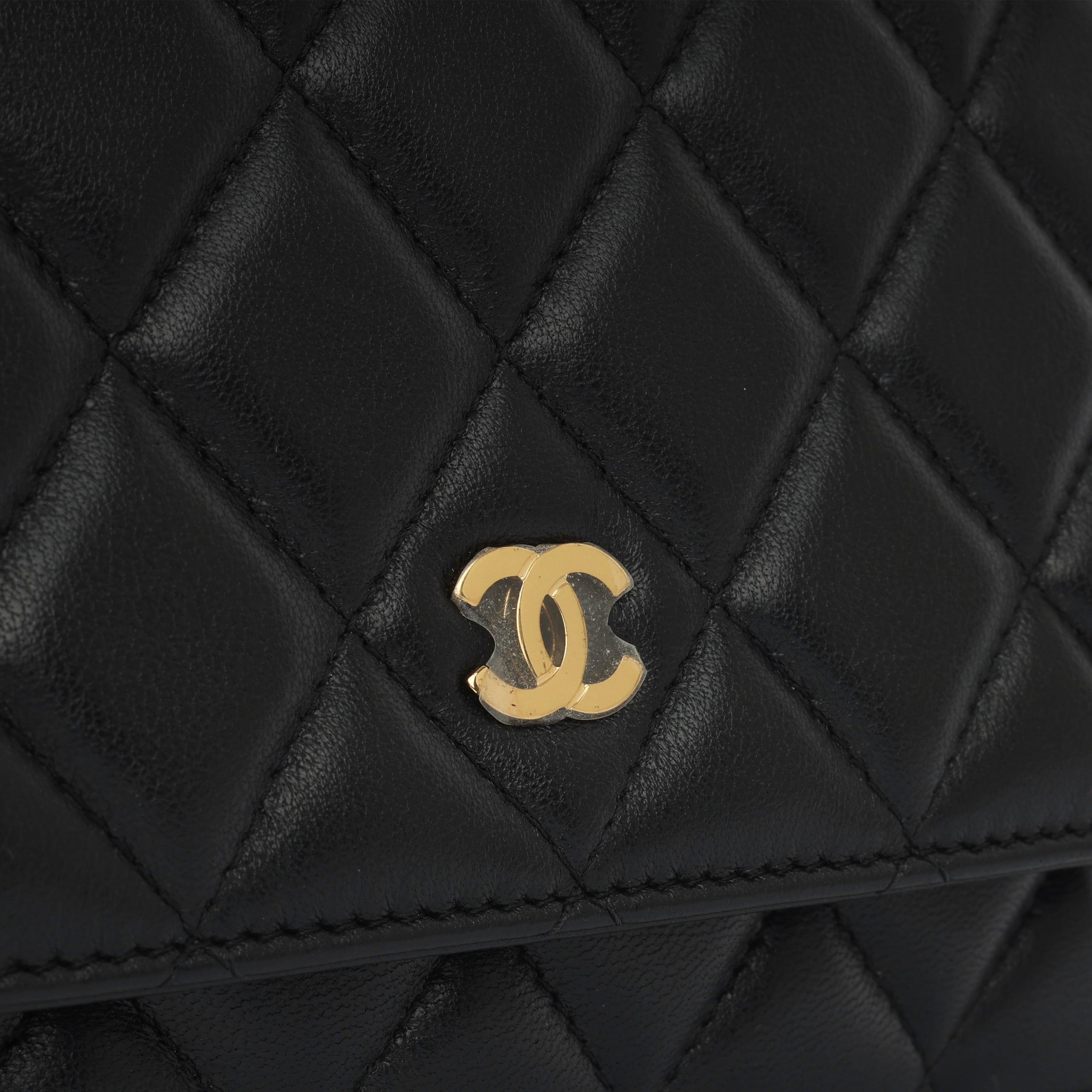 Chanel Classic Wallet on Chain