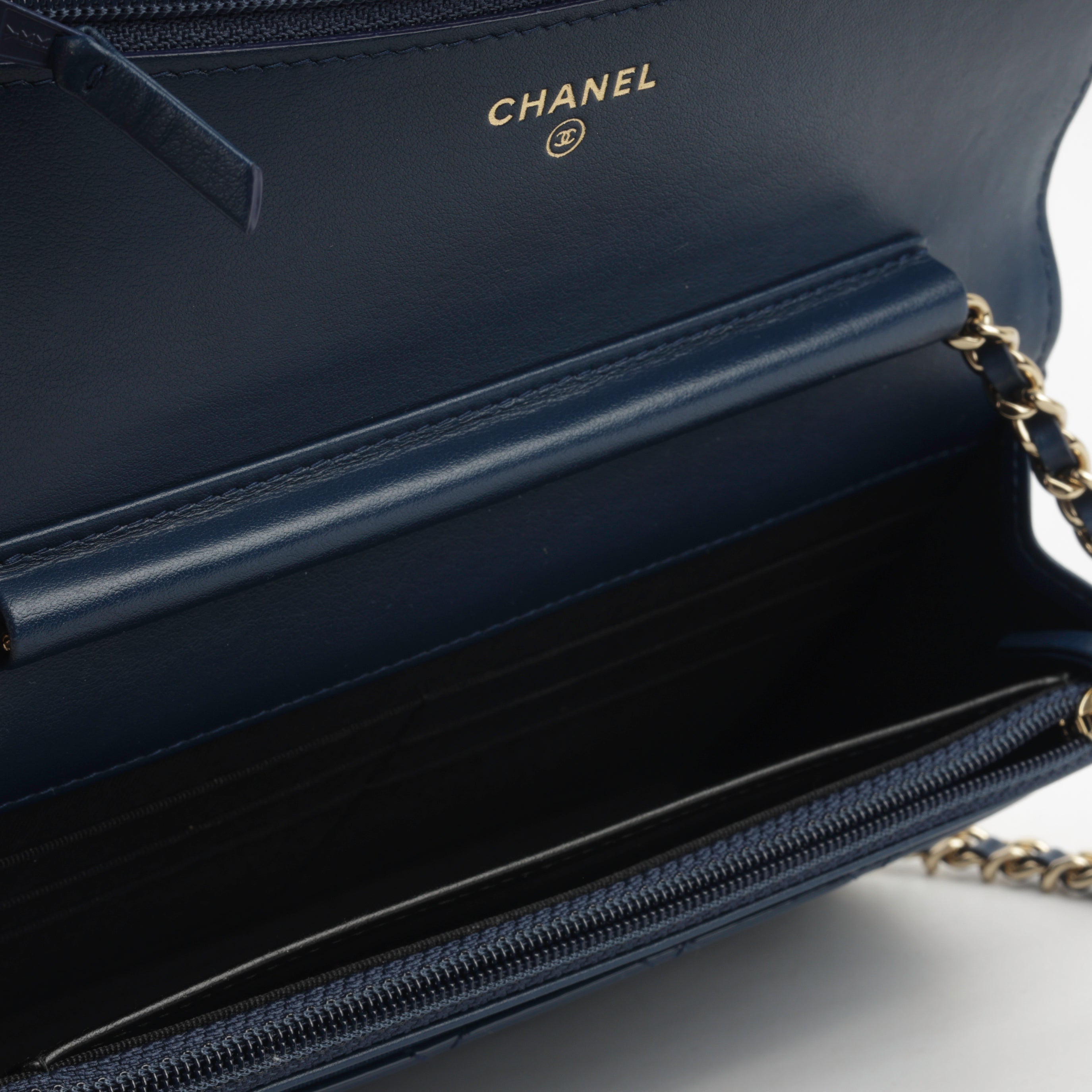 Chanel Classic Wallet on Chain