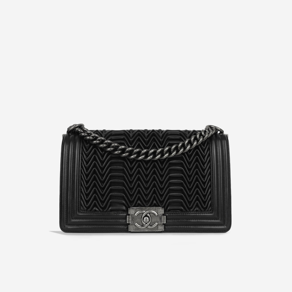 Chanel Boy Bag - Old Medium