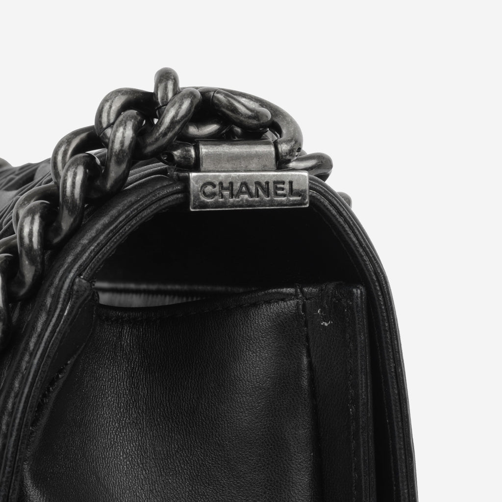 Chanel Boy Bag - Old Medium
