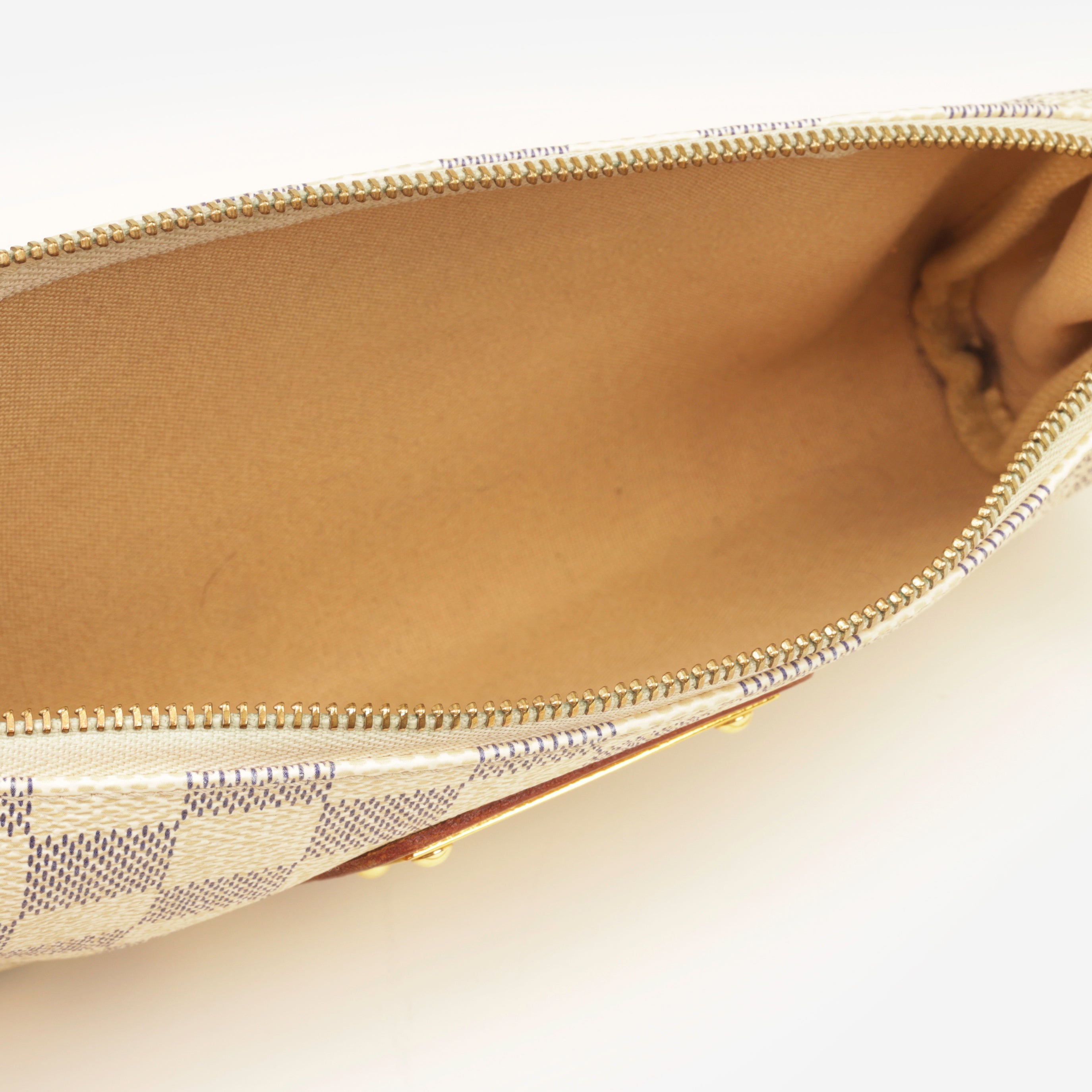 Louis Vuitton Eva Clutch