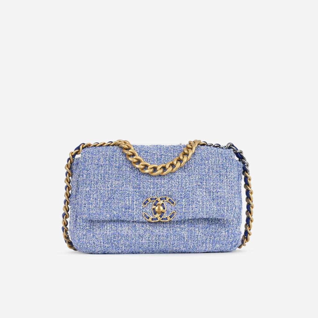 Chanel Chanel 19 - Small