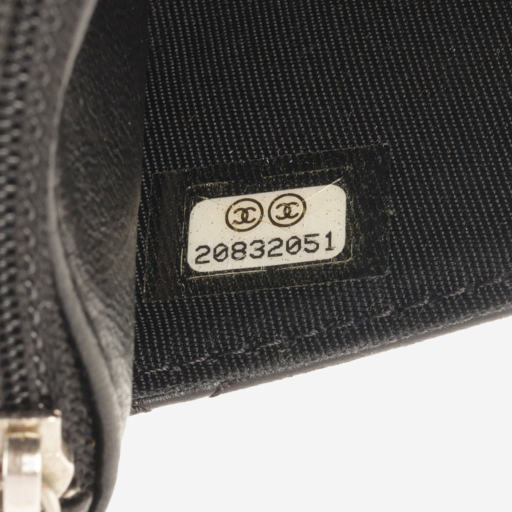 Chanel Classic Wallet on Chain