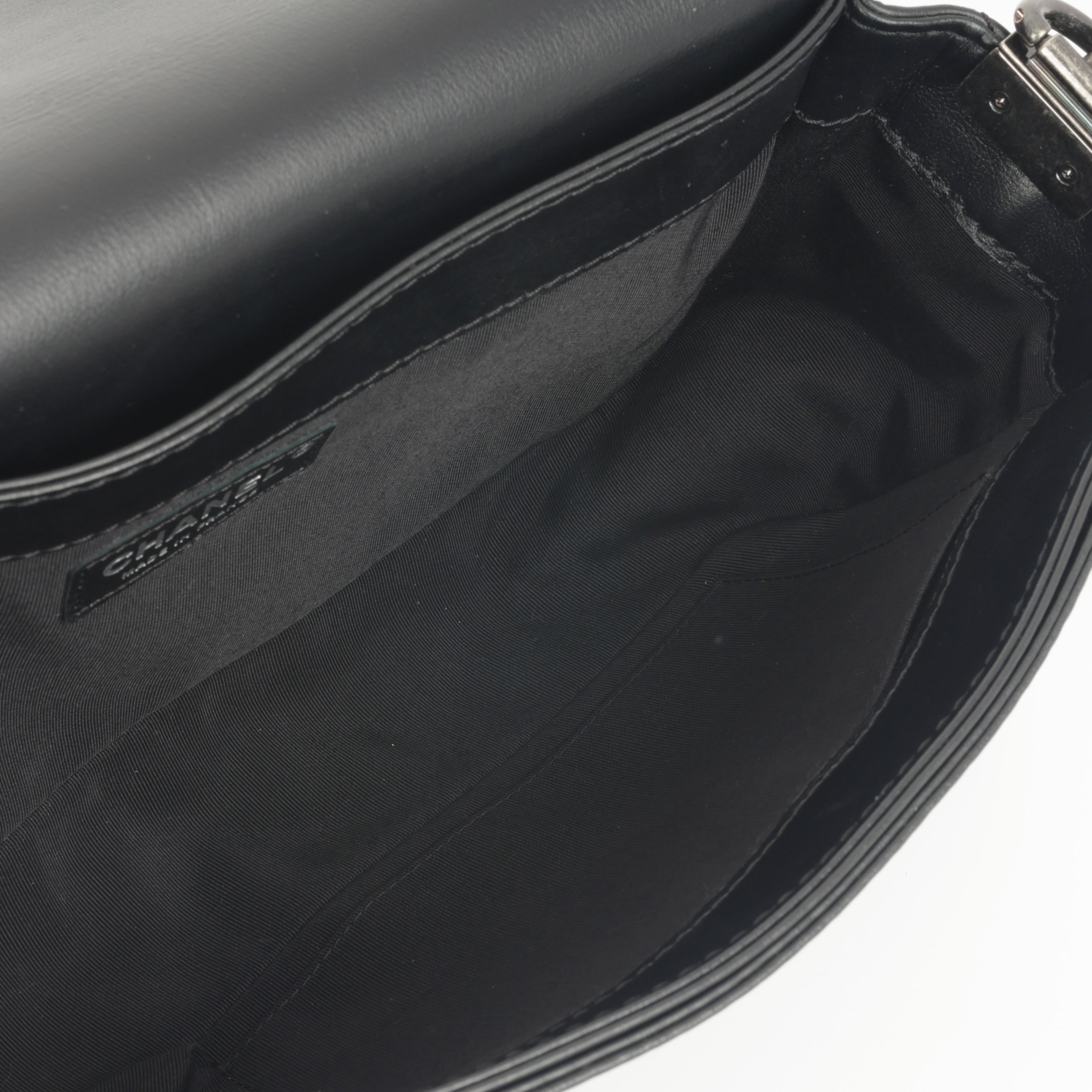 Chanel Boy Bag - New Medium
